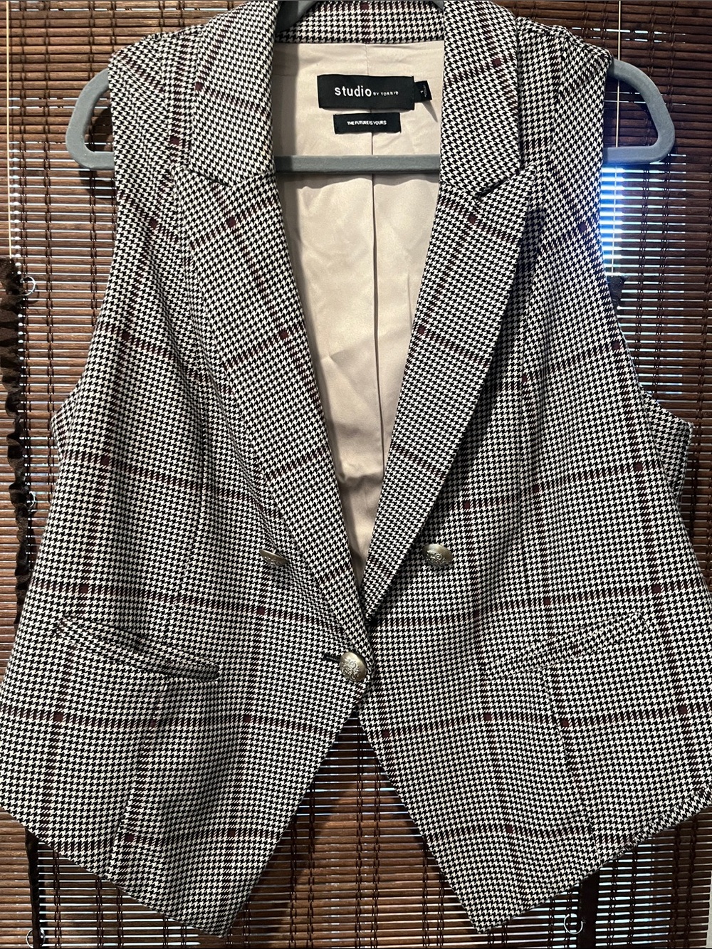Studio Black and beige with brown accent lines.Glen Plaid Sleeveless Blazer Vest